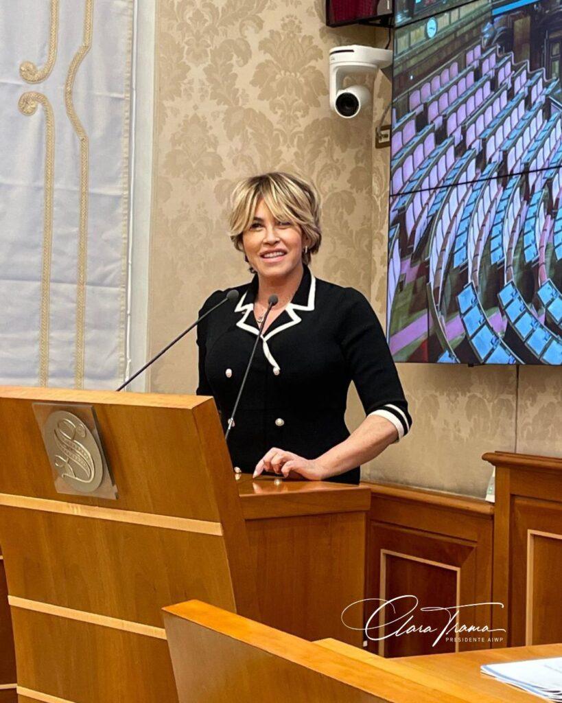 Clara Trama